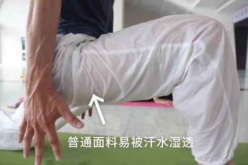 这条裤子太万能了！好穿到爆，穿上都不想脱了！休闲运动都能搭！