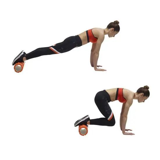 每天20分钟，利用泡沫轴增强双腿和核心